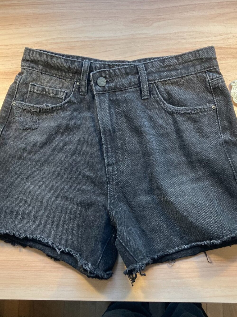 Altar'd State NWT Washed Black Raw Hem Mica Denim Shorts Size S